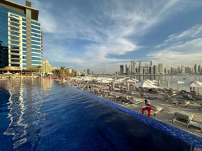 Sunset view apartment in Oceana